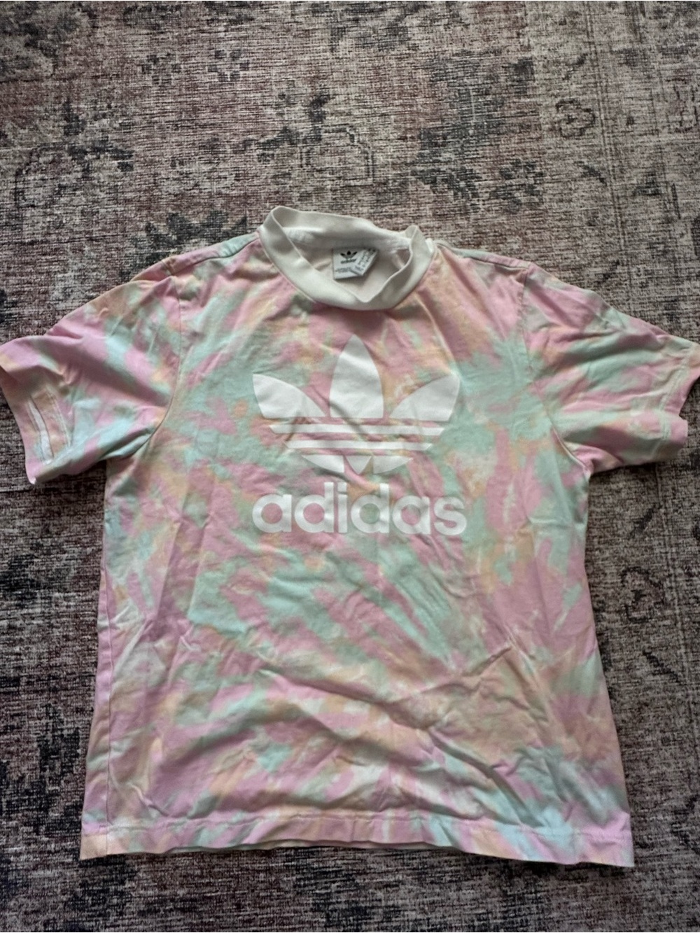 Women’s adidas shirt